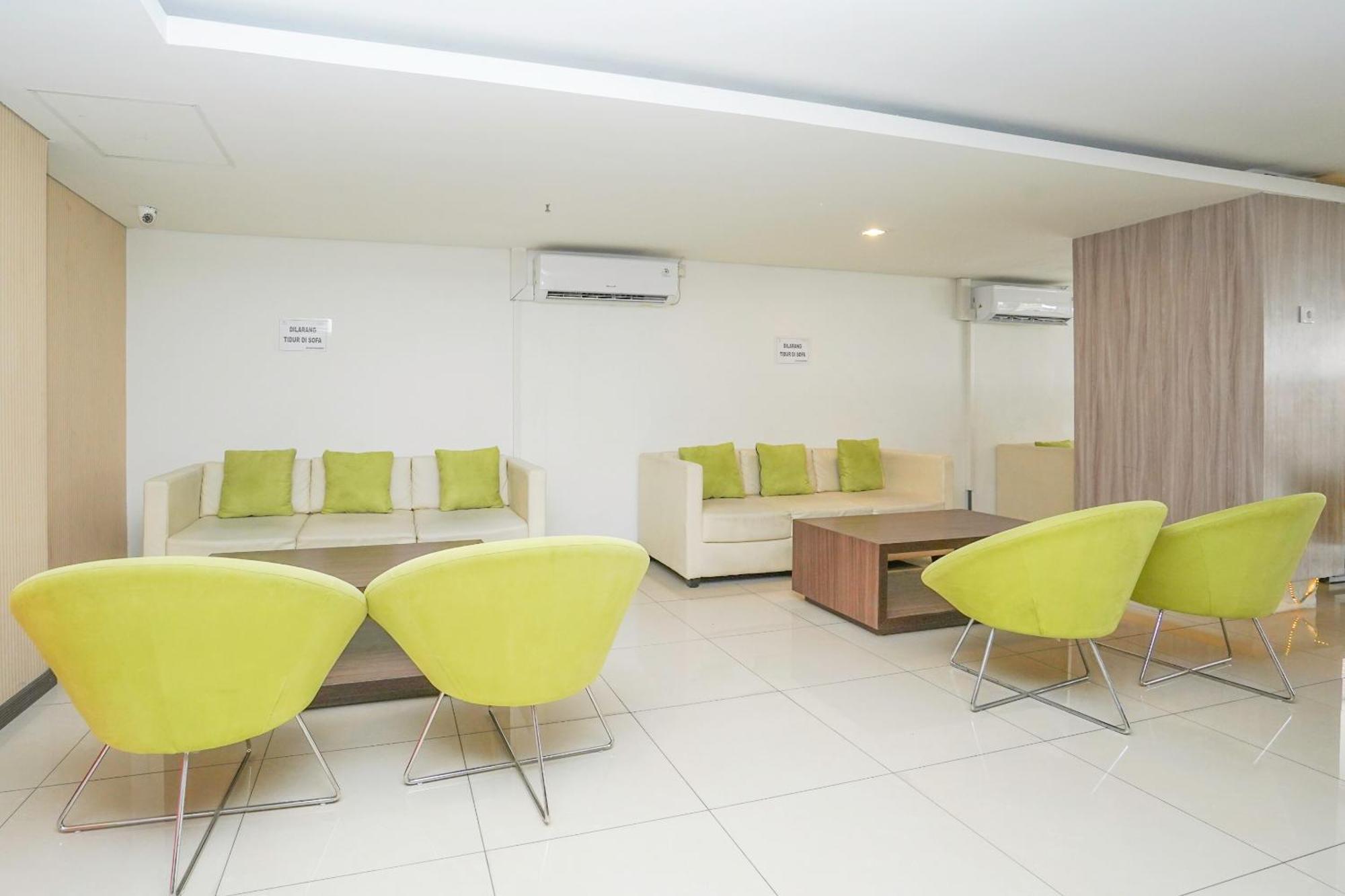 Super Oyo Capital O 91962 Pavilion Permata Surabaya Luaran gambar